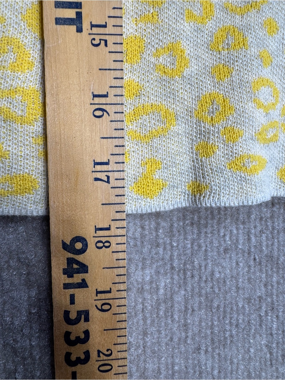 Storia Yellow Animal Print Cropped Textured Tank Size Small - Picture 7 of 7